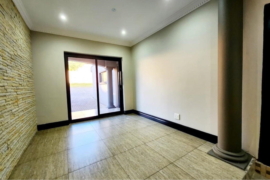 4 Bedroom Property for Sale in Xanadu Eco Park North West